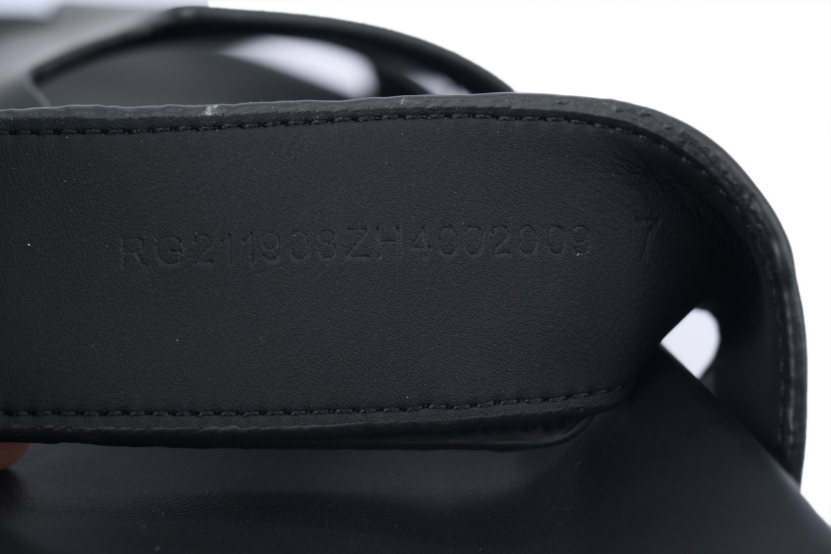     Hermes Chypre Series Calfskin Sandals in Black (Leather)