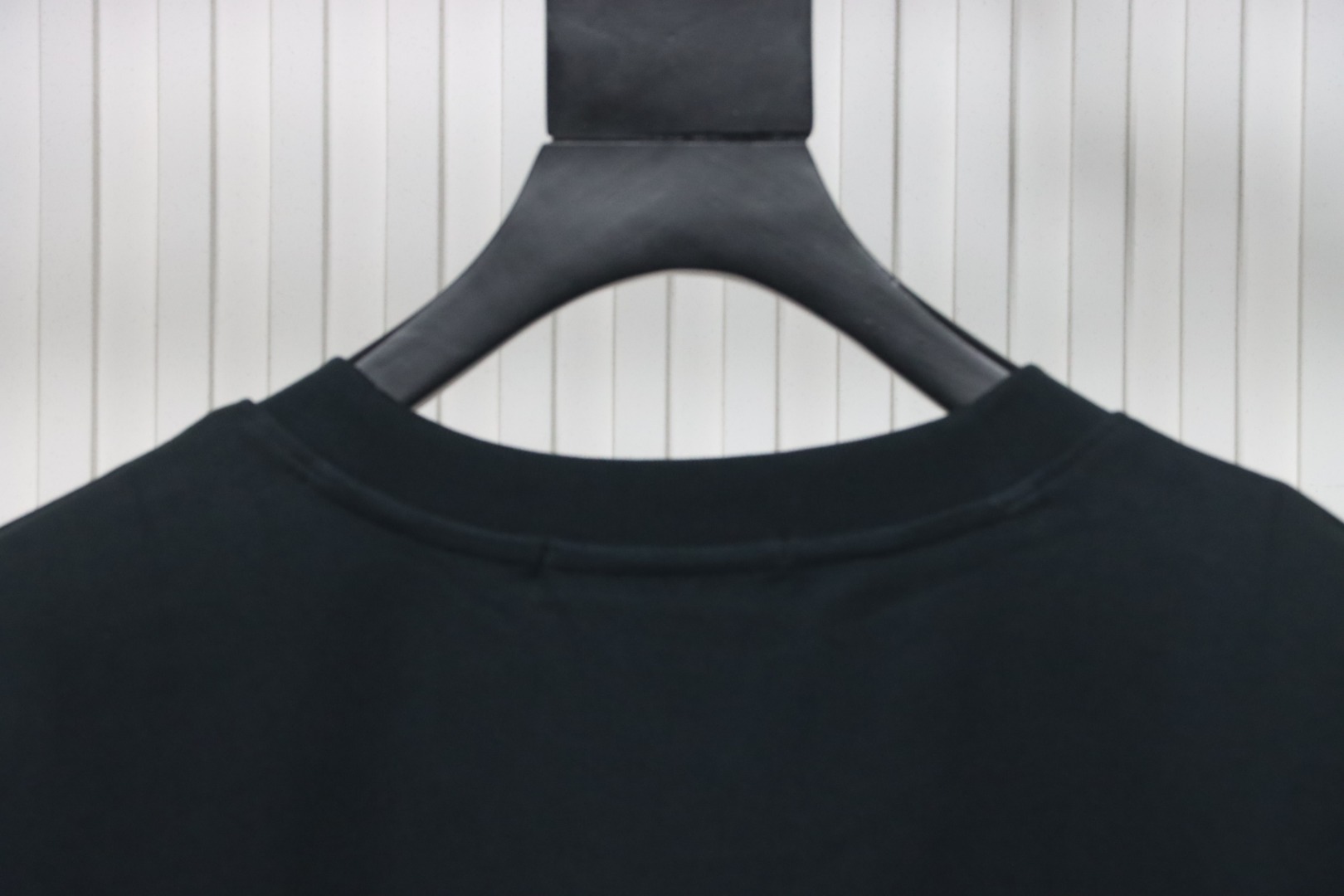 Top Quality Acne Studio Spray Paint Letter Print T-shirts (Black)