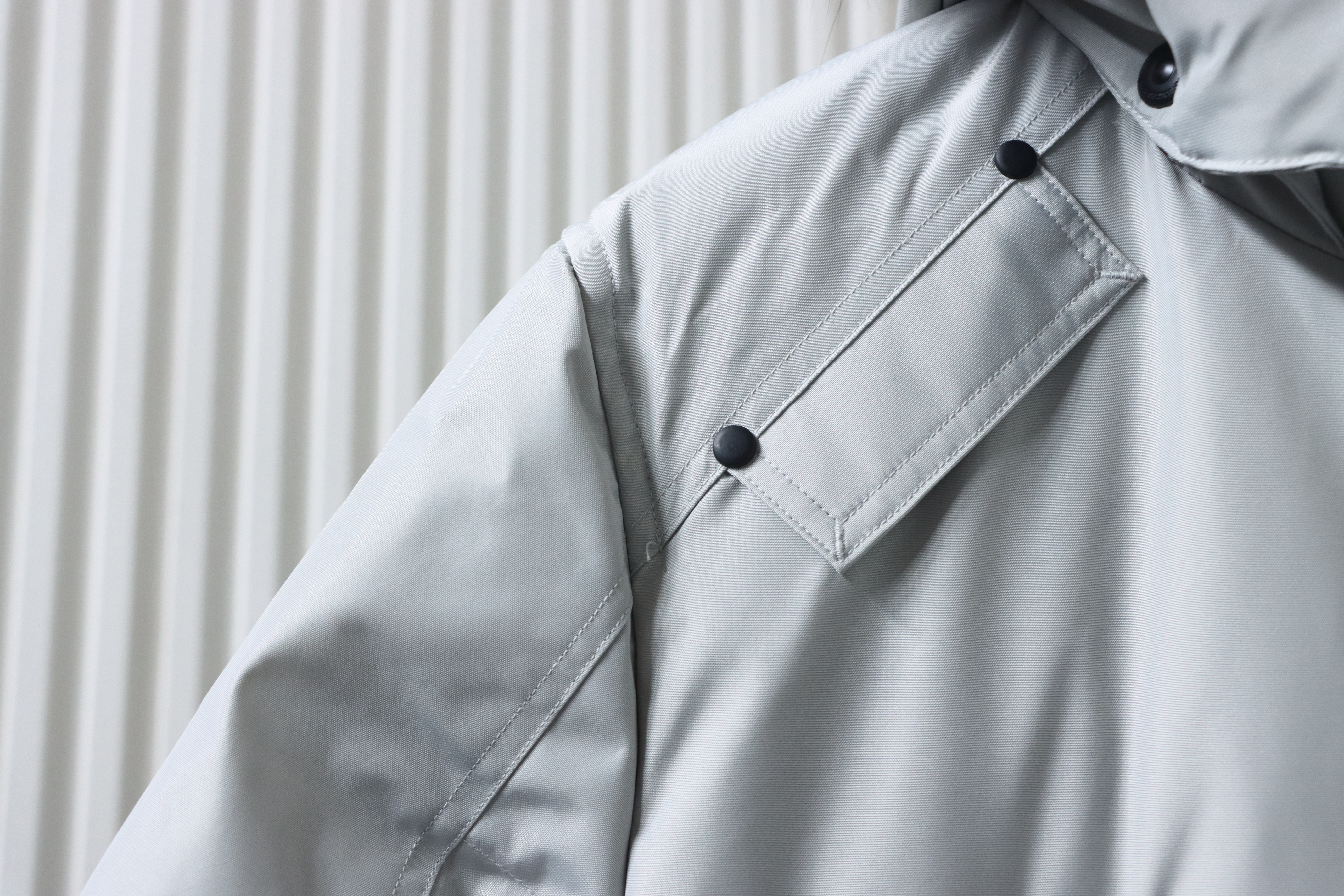 Top Quality Moose Knuckles Classic Long Down Jacket Grey