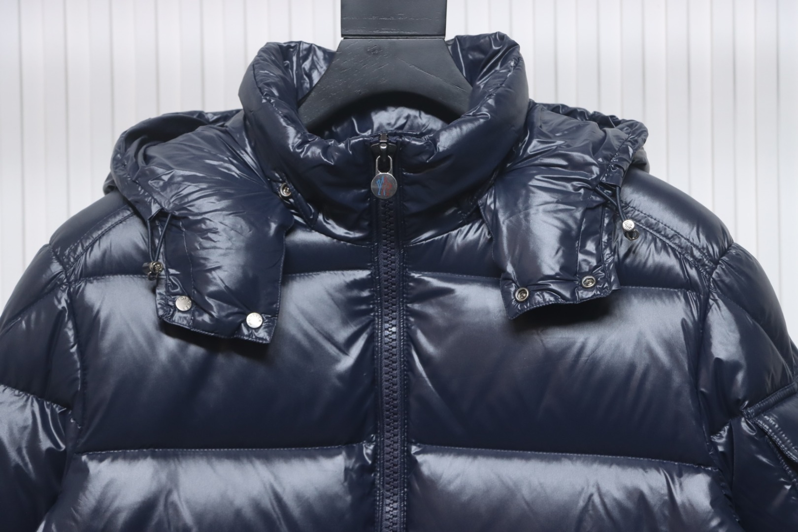 Top Quality Moncler ECRINS Hooded Down Jacket Navy