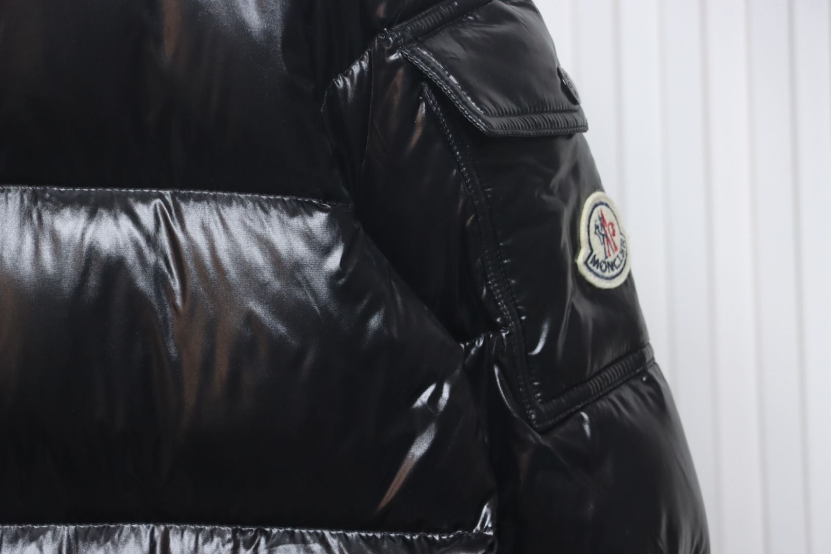 Top Quality Moncler ECRINS Hooded Down Jacket Black