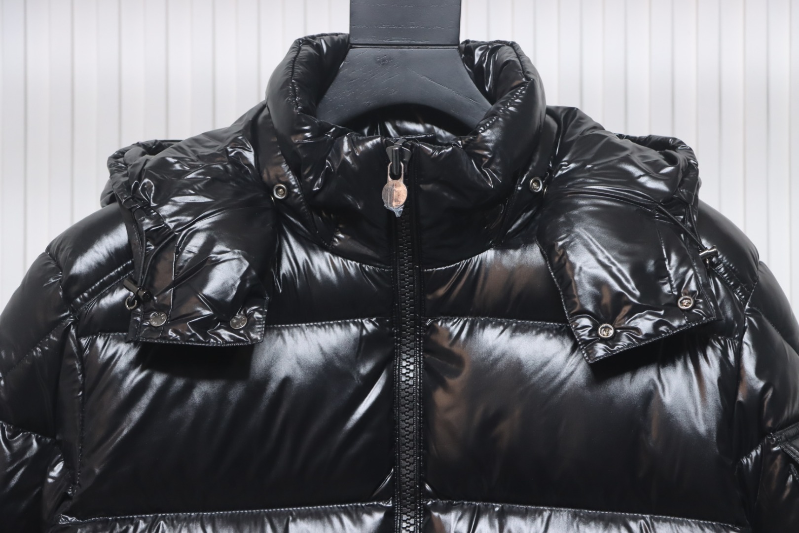 Top Quality Moncler ECRINS Hooded Down Jacket Black