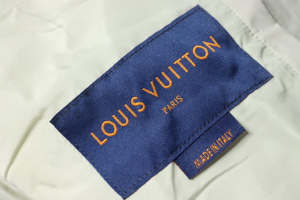 Top Quality     Louis Vuitton Embossed Zip Down Jacket White