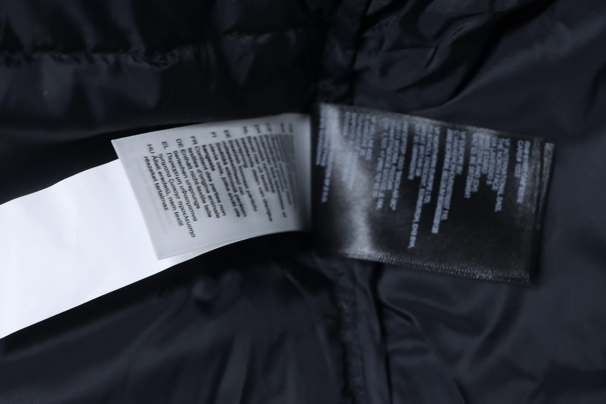     The North Face Nuptse Short Down Jacket Black