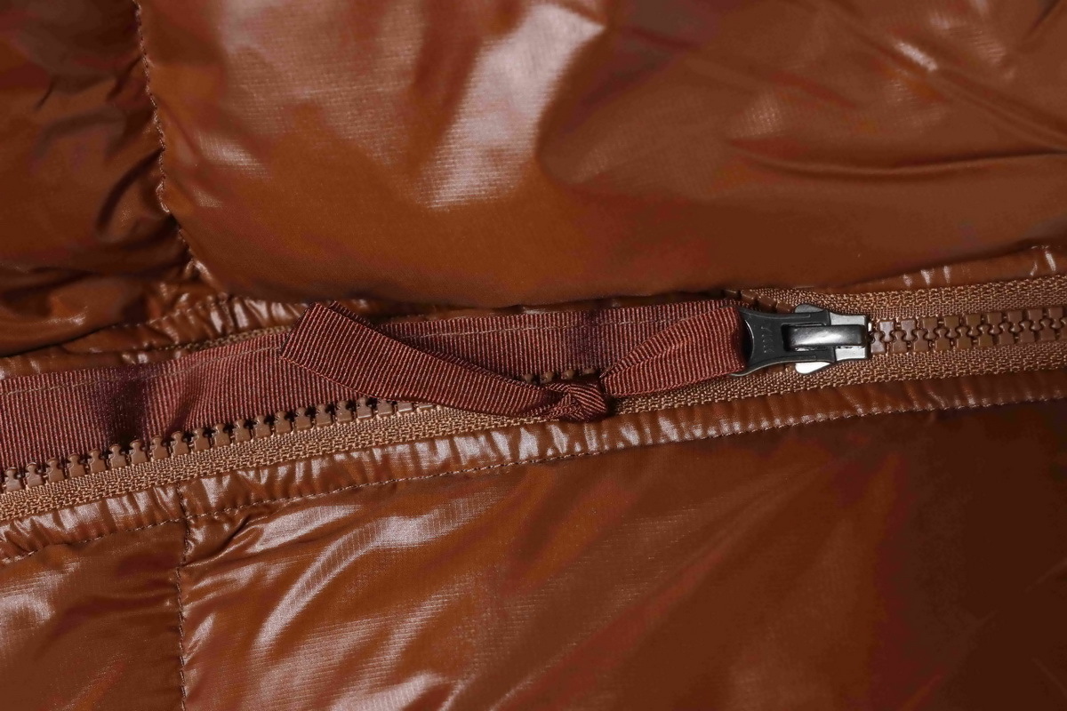     The North Face Nuptse Short Down Jacket Brown