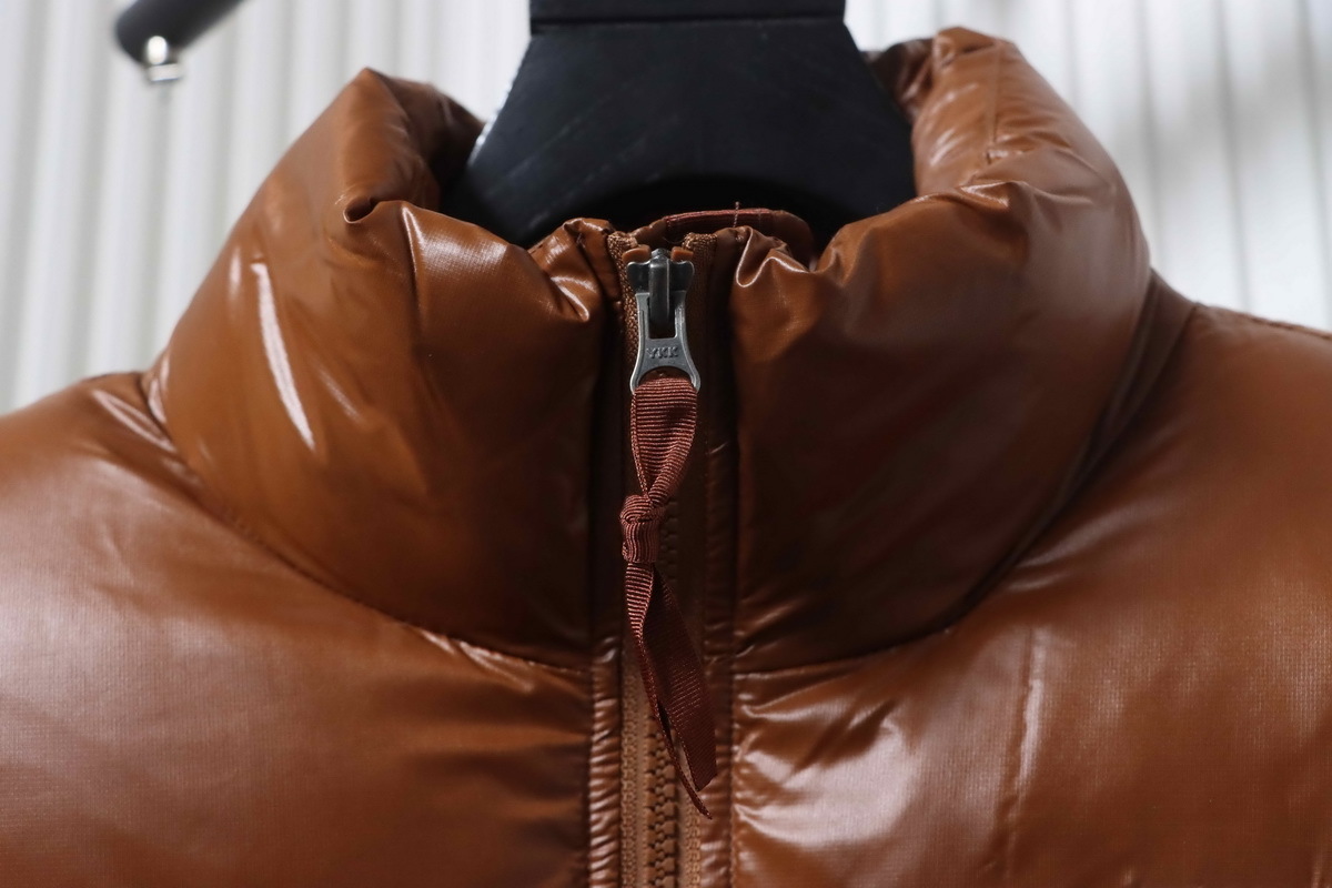     The North Face Nuptse Short Down Jacket Brown