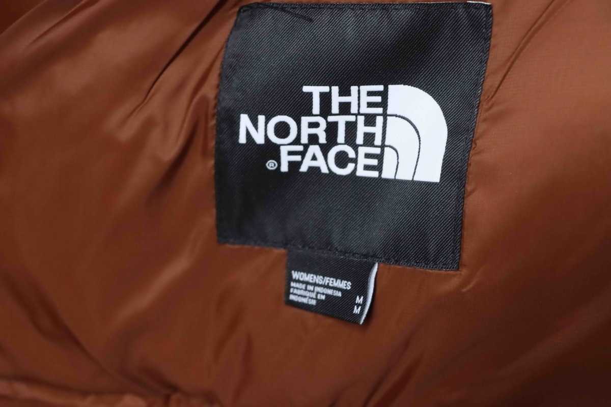     The North Face Nuptse Short Down Jacket Brown