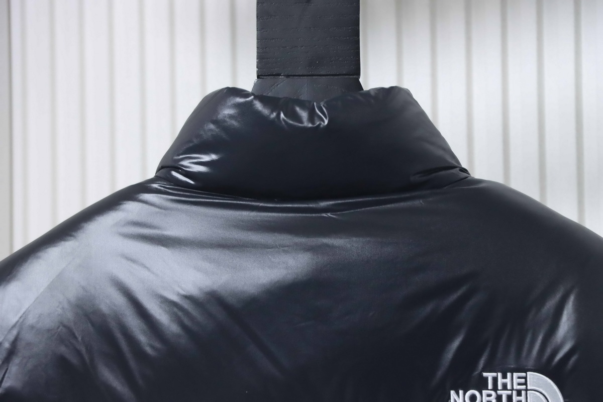     The North Face Nuptse Short Down Jacket White