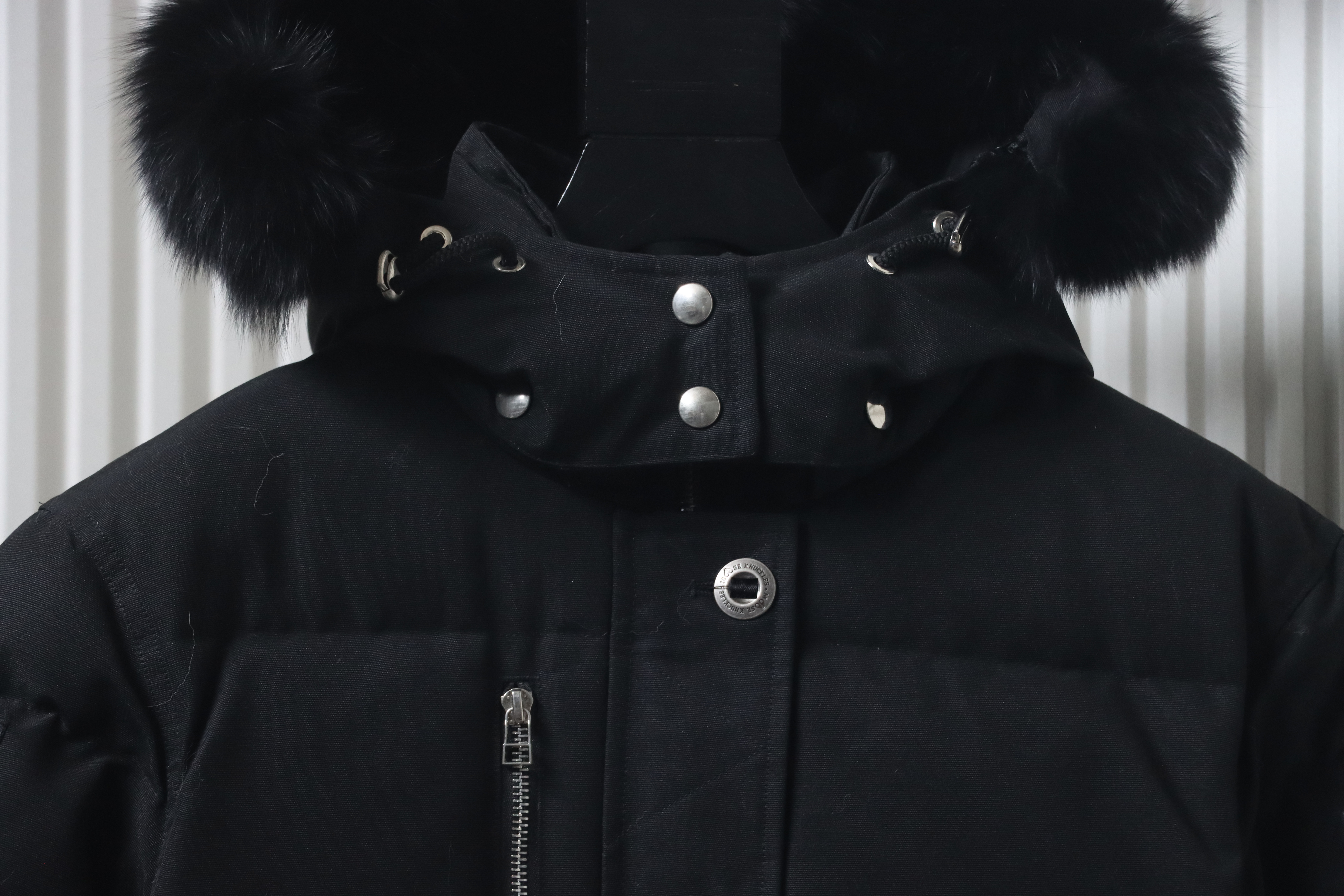 Top Quality Moose Knuckles Classic Front Zip Women's Down Jacket Black