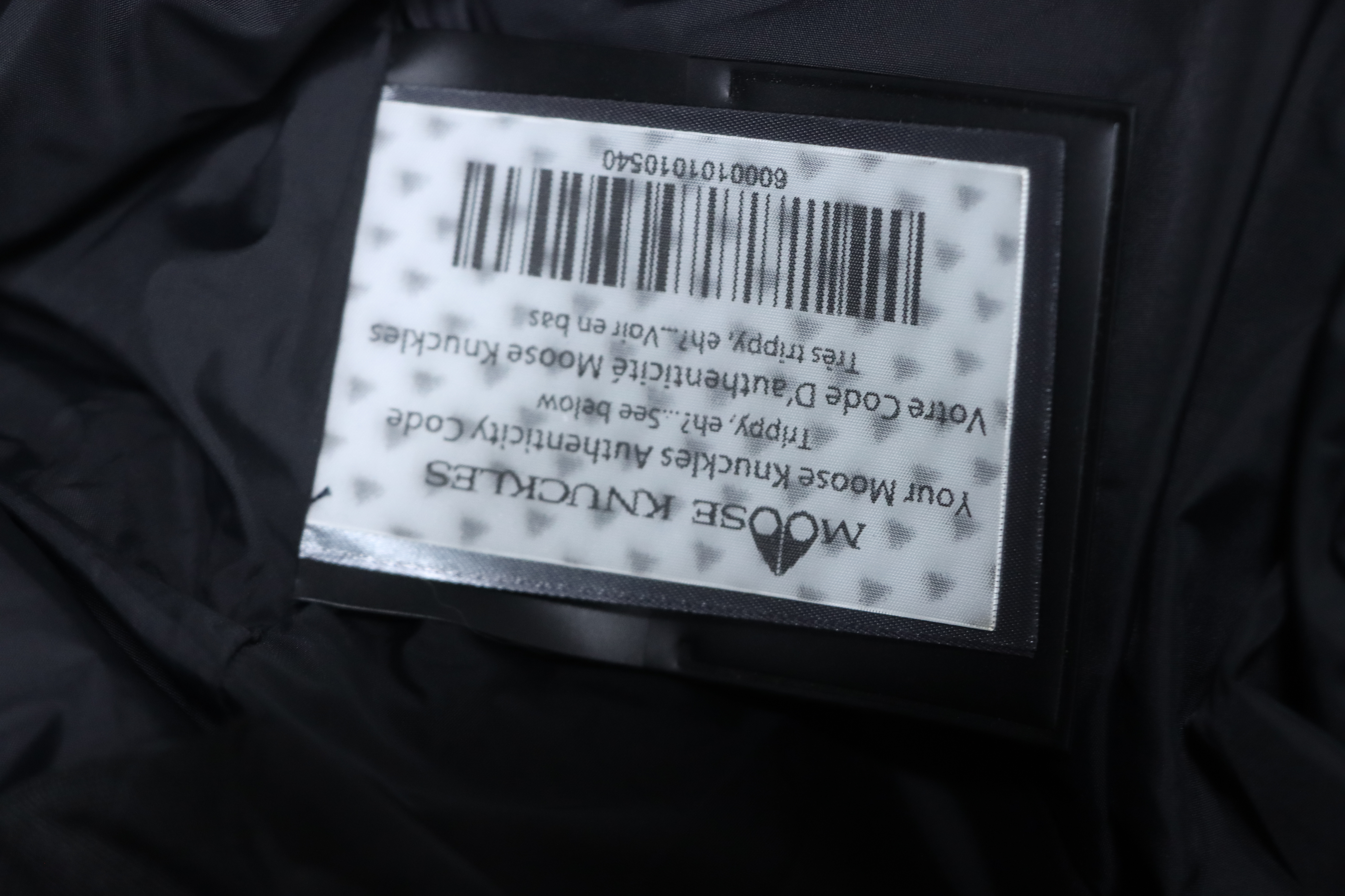 Top Quality Moose Knuckles Classic Front Zip Women's Down Jacket Black