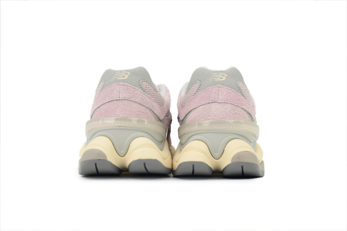    New Balance 9060 December Sky