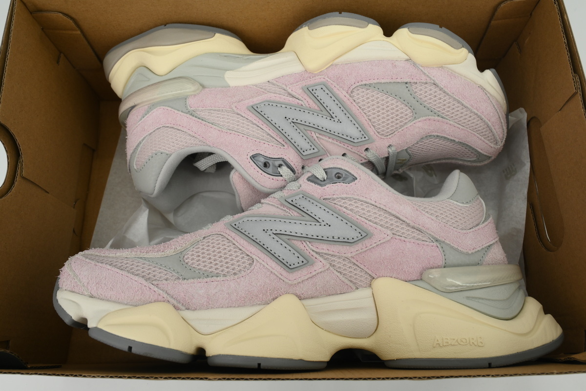    New Balance 9060 December Sky