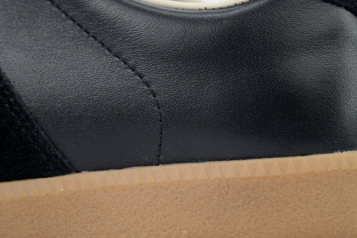    Maison Margiela Replica low-top leather sneakers