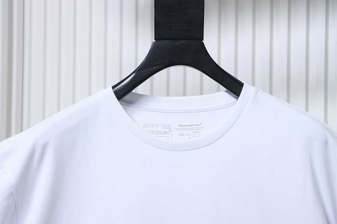     Patagonia P-6 Logo Responsibili-Tee T-Shirt White