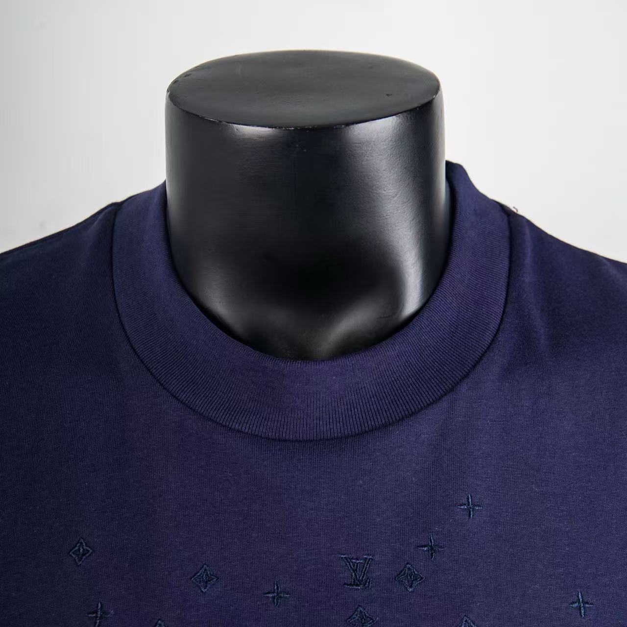     Louis Vuitton Embroidered T-Shirt Navy 6002