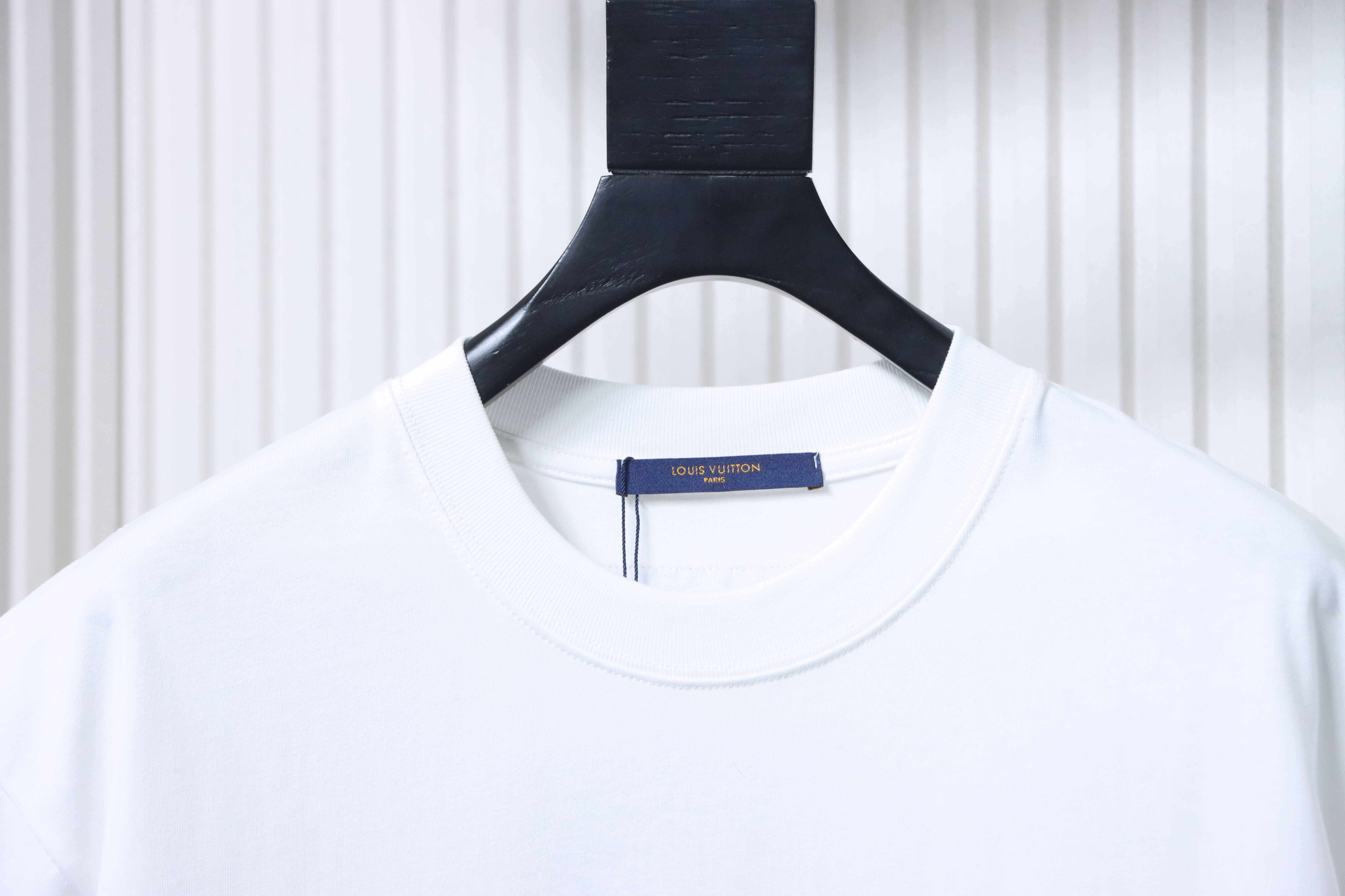     Louis Vuitton Monogram Flower 3D Gradient Print T-Shirt White
