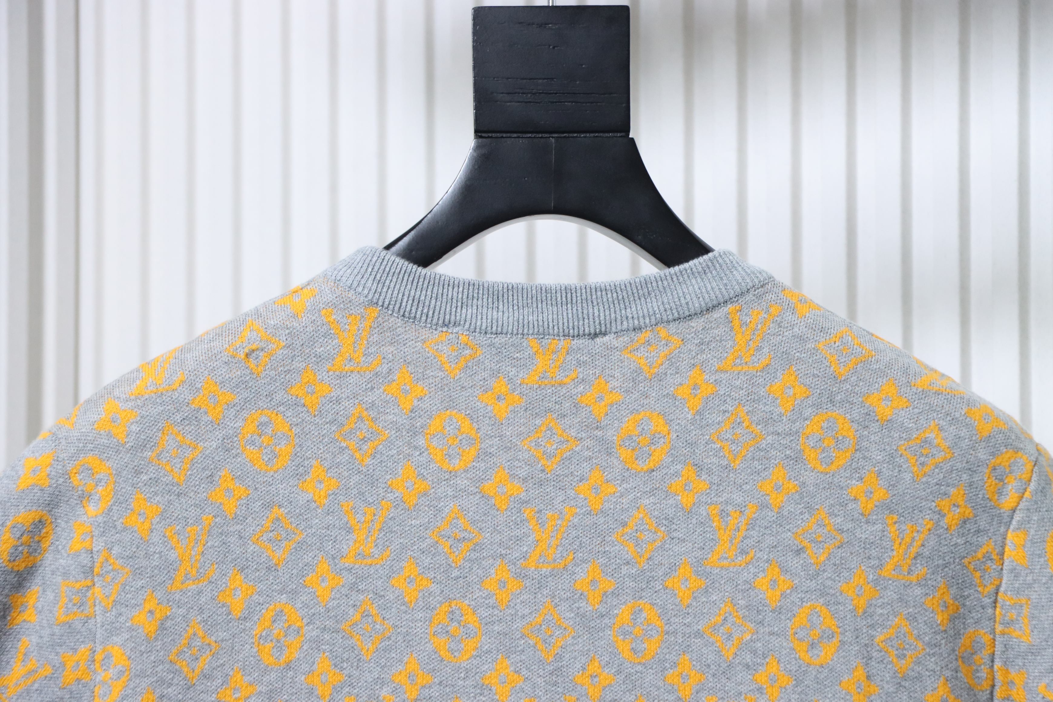     Louis Vuitton Monogram Short-Sleeved Crewneck Brown