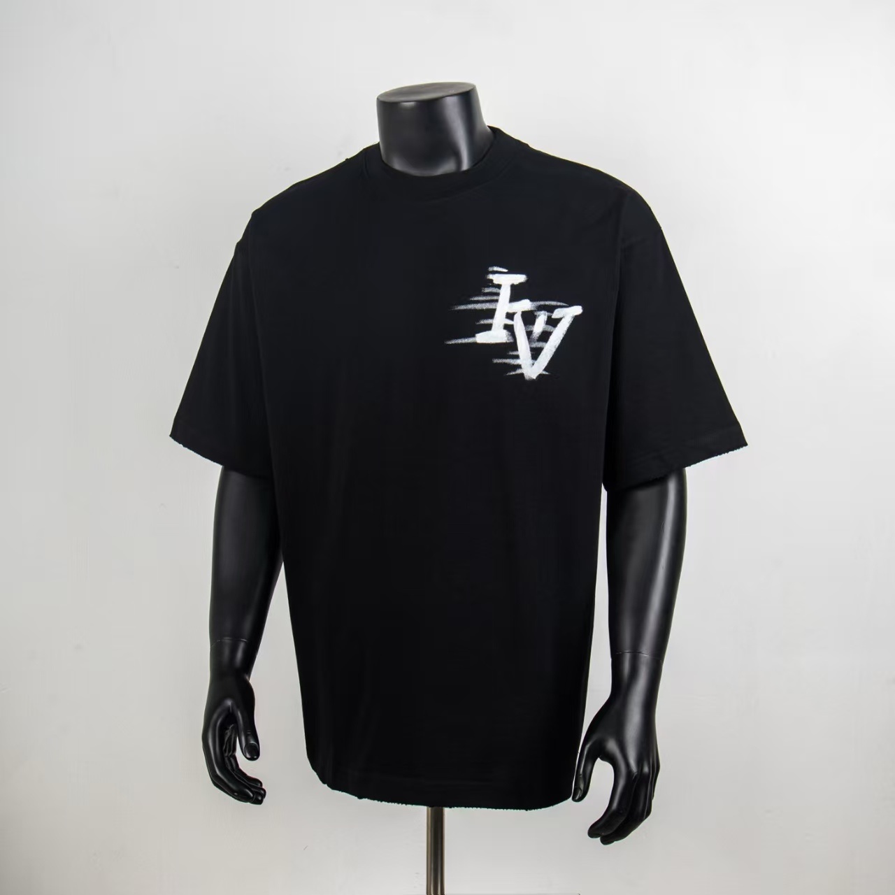     Louis Vuitton Embossed T-Shirt Black 6030