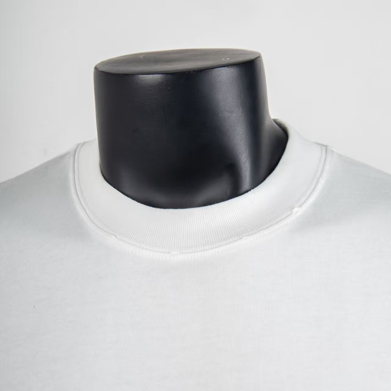     Louis Vuitton Embossed T-Shirt White 6030
