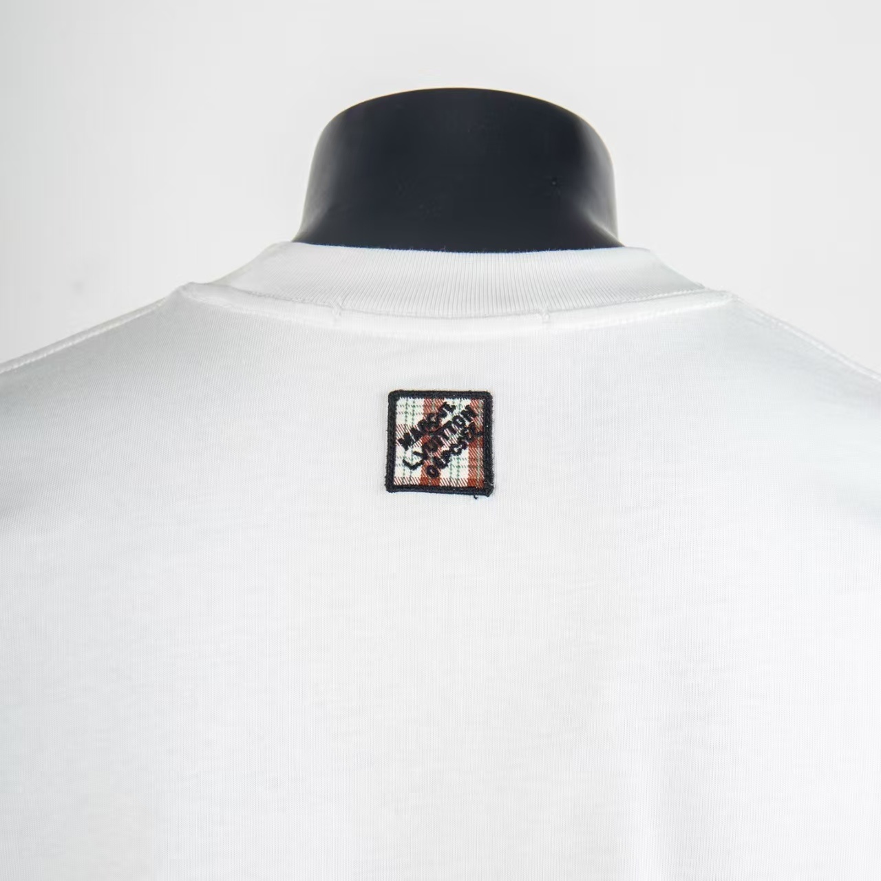     Louis Vuitton Embossed T-Shirt White 6038