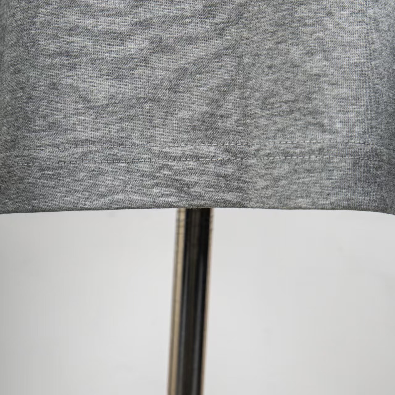     Louis Vuitton Graphic Patch T-shirt Grey 6025