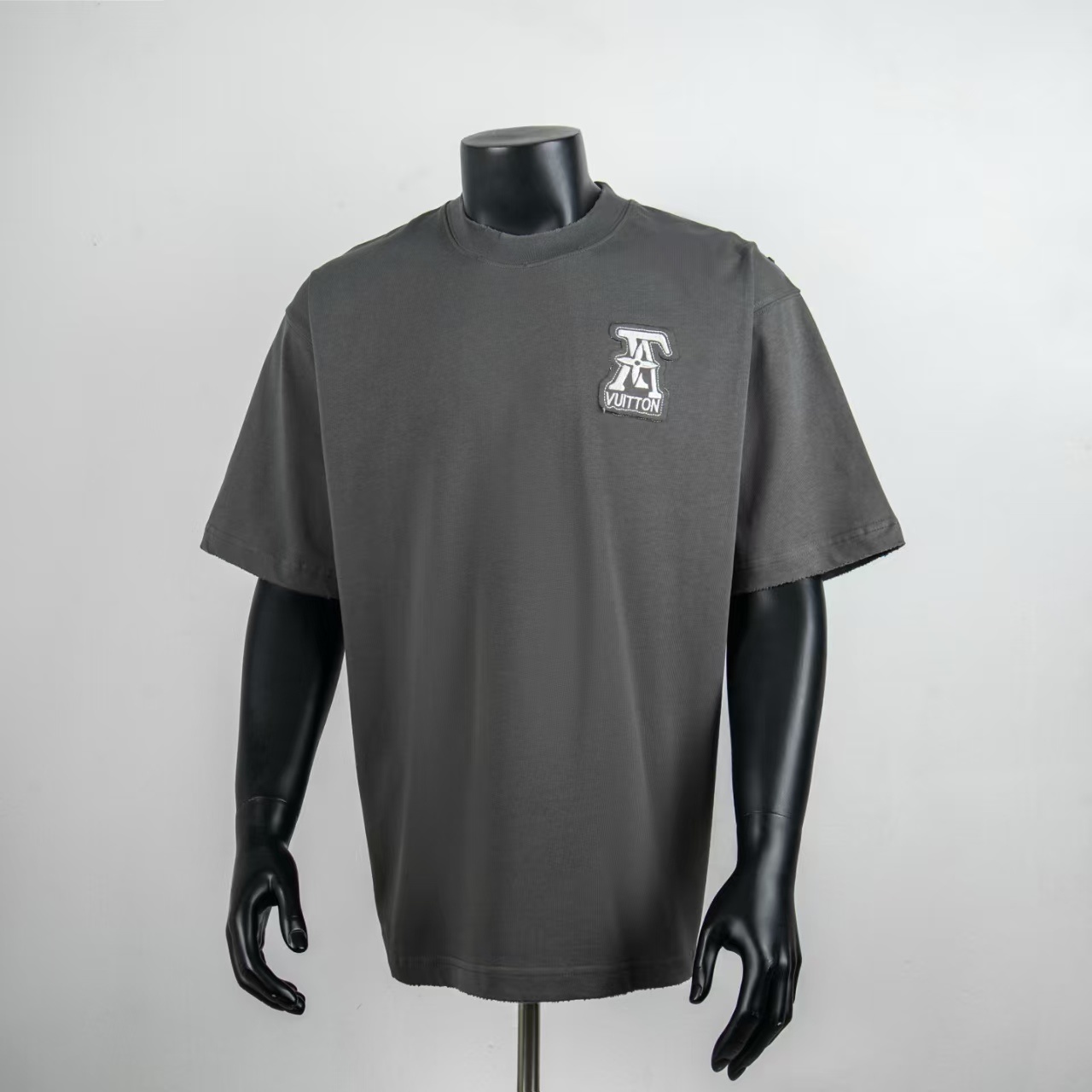     Louis Vuitton Lovers T-shirt Grey 6024