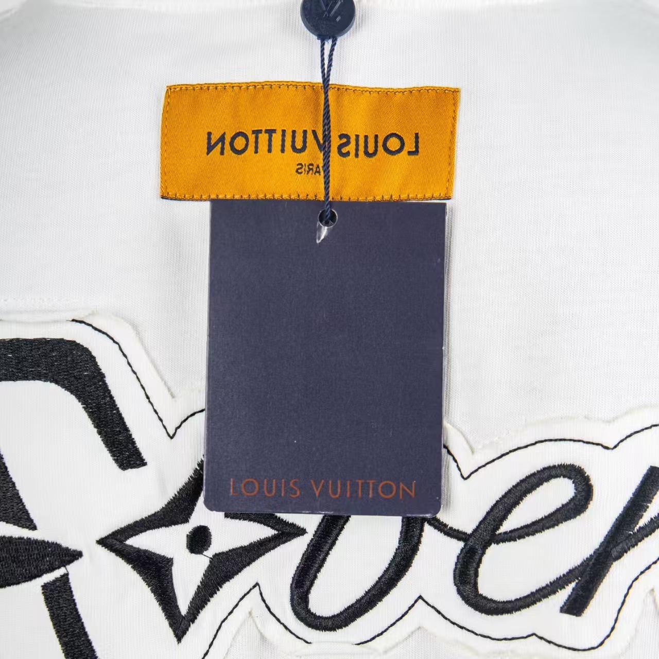     Louis Vuitton Lovers T-shirt White 6024