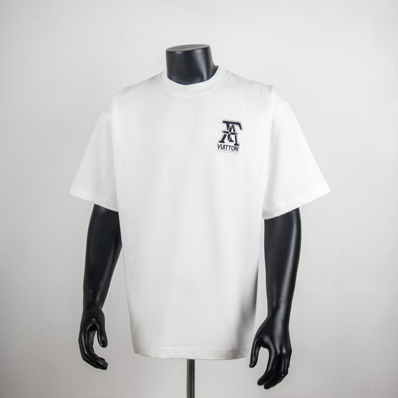     Louis Vuitton Lovers T-shirt White 6024