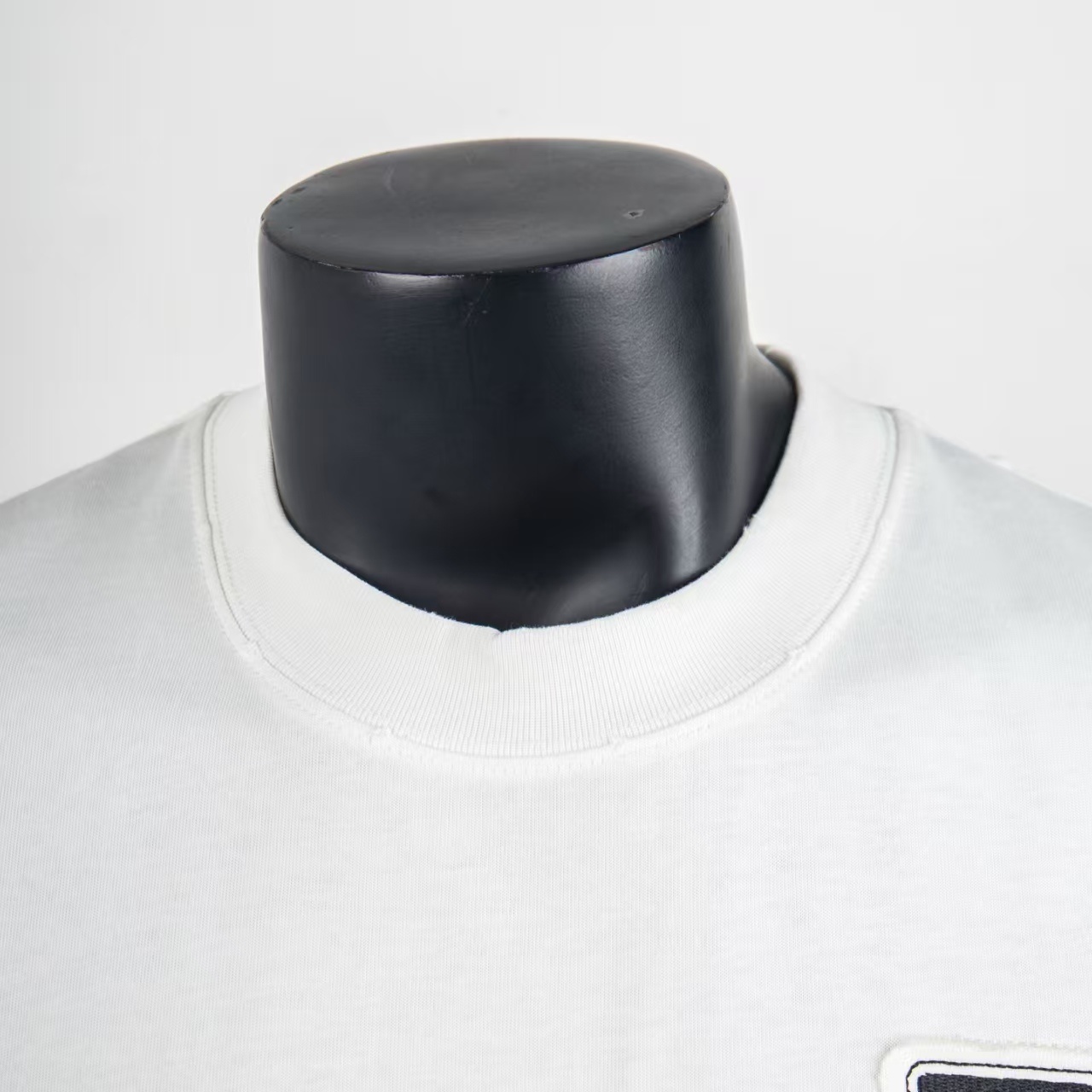     Louis Vuitton Lovers T-shirt White 6024