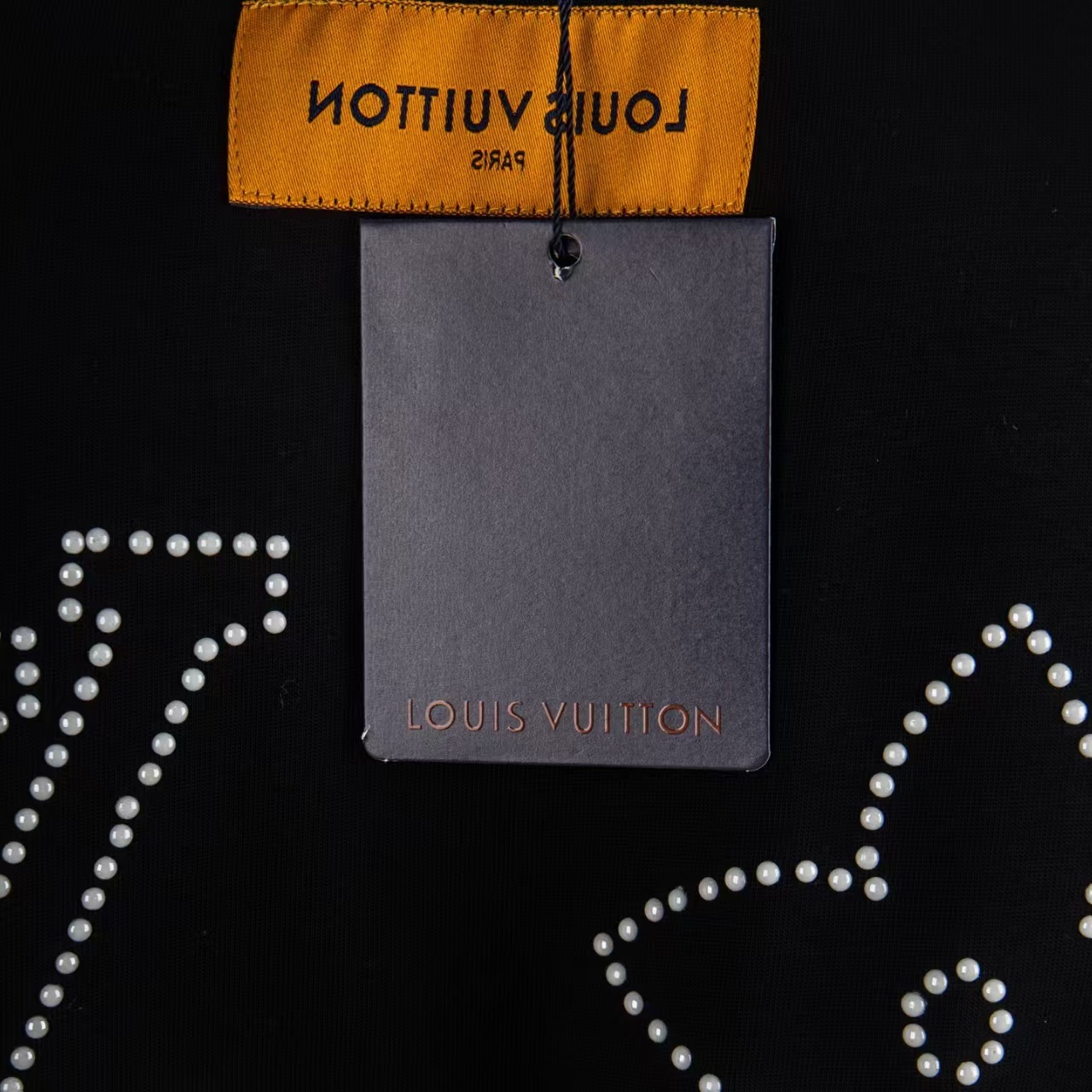     Louis Vuitton Printed T-shirt Black 6026