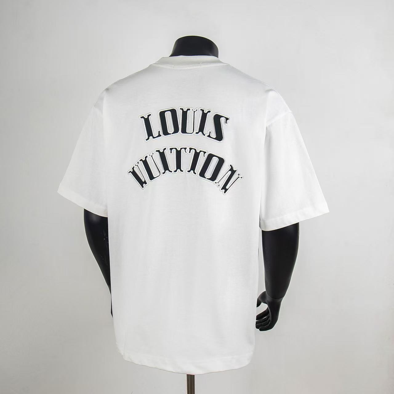     Louis Vuitton Printed T-shirt White 6005