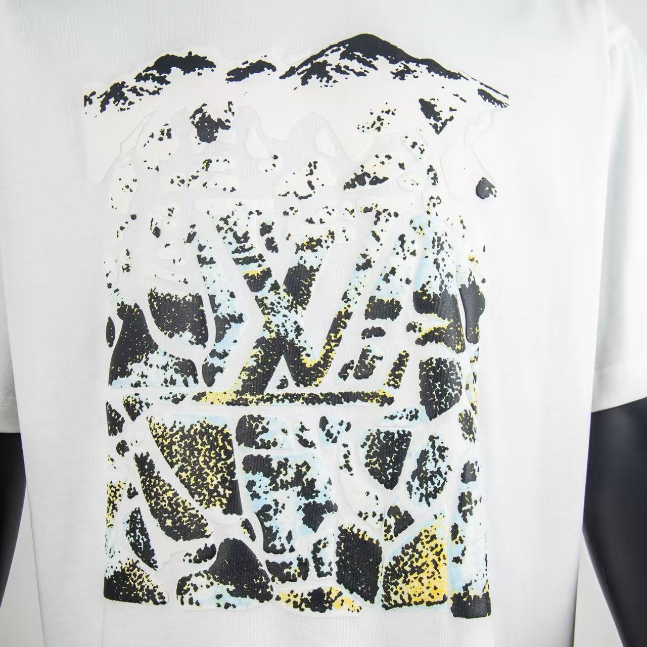     Louis Vuitton Velvet Jacquard Short-Sleeved T-Shirt 6003