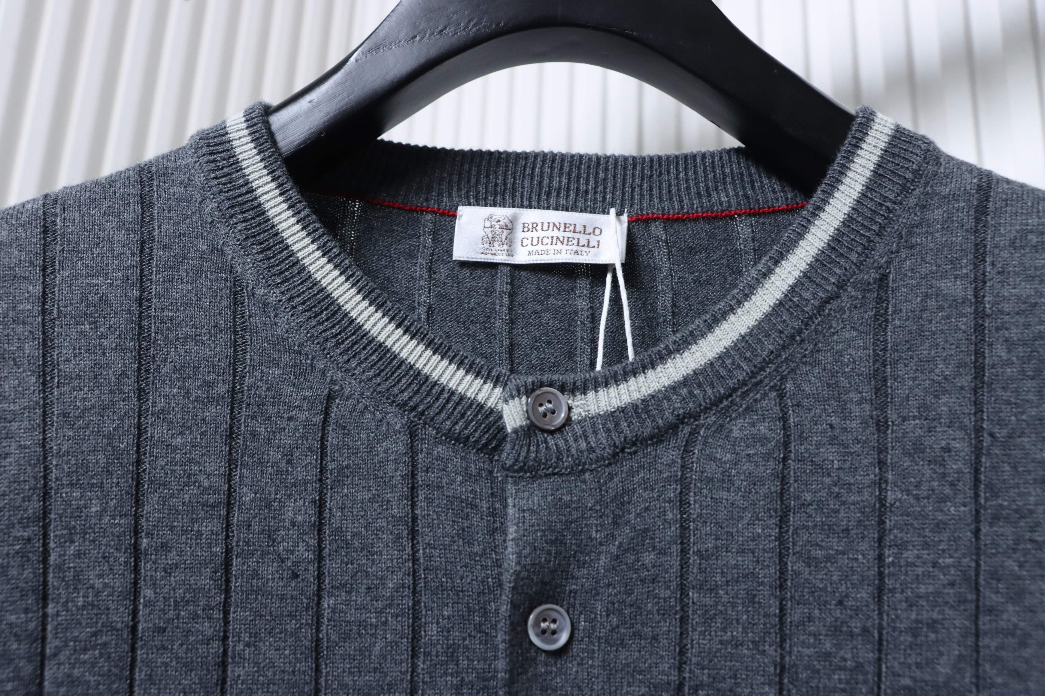    Brunello Cucinelli Henley collar T-shirt