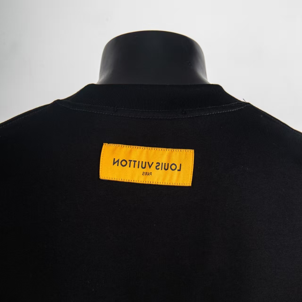     Louis Vuitton Embossed T-Shirt Black 6023