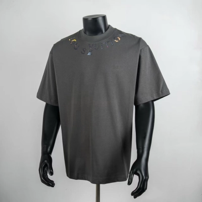 Top Quality     Louis Vuitton Embellished Signature T-Shirt Black 6020 01