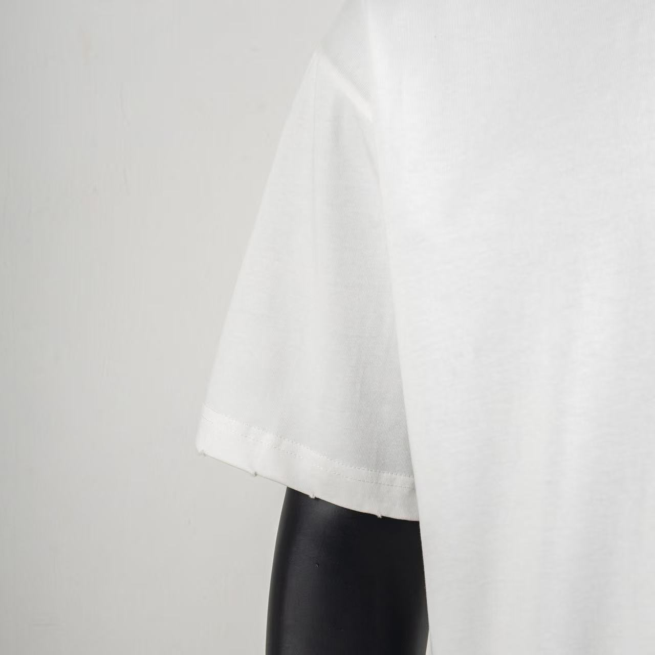     Louis Vuitton Embellished Signature T-Shirt White 6012