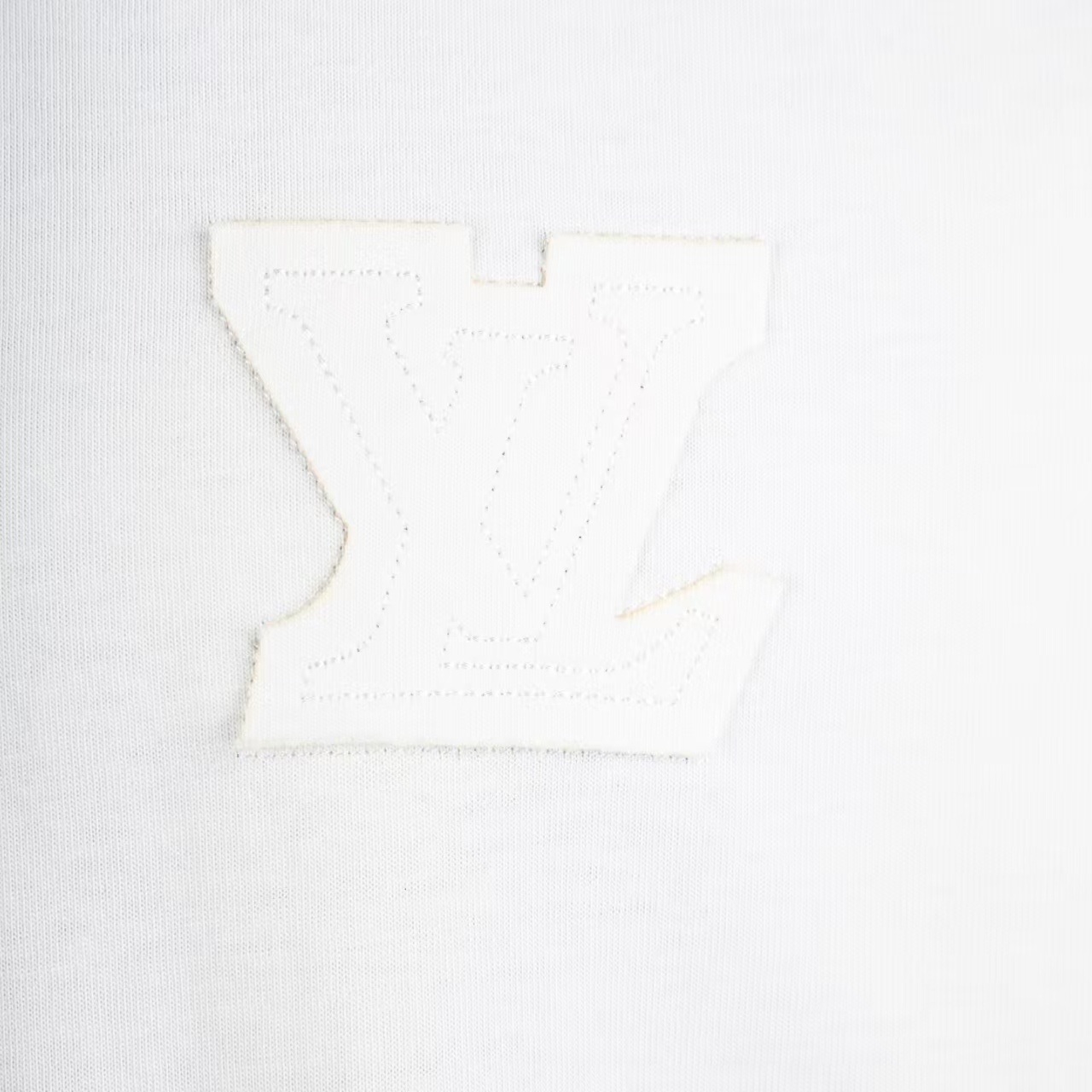     Louis Vuitton Embellished Signature T-Shirt White 6019