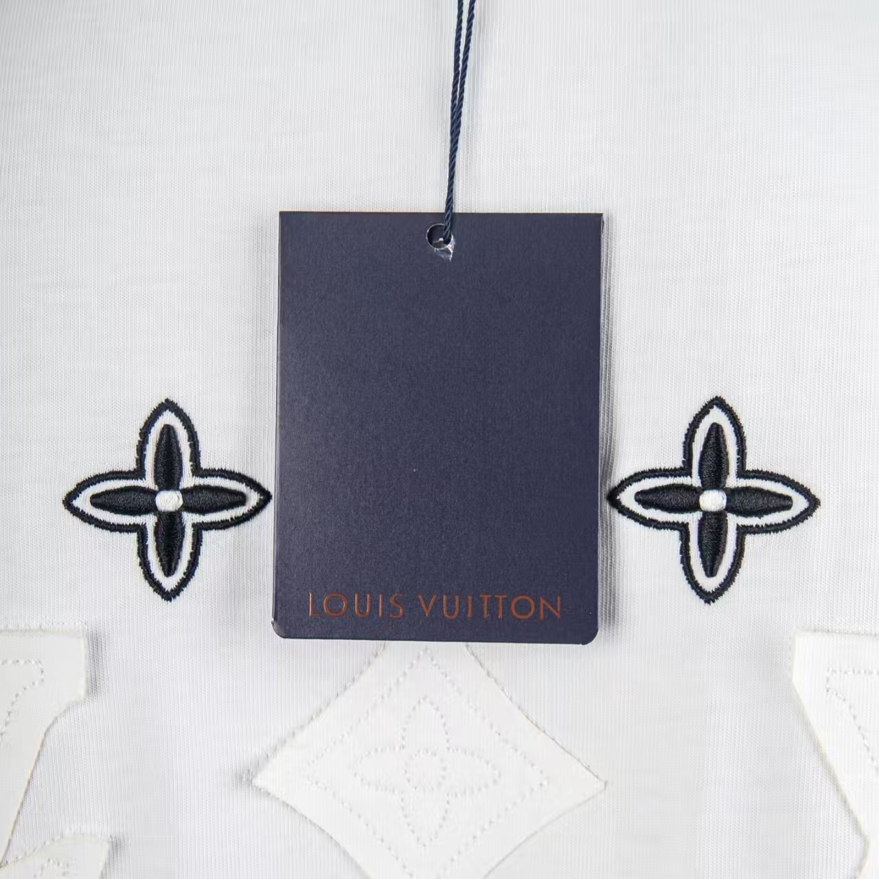     Louis Vuitton Embellished Signature T-Shirt White 6019