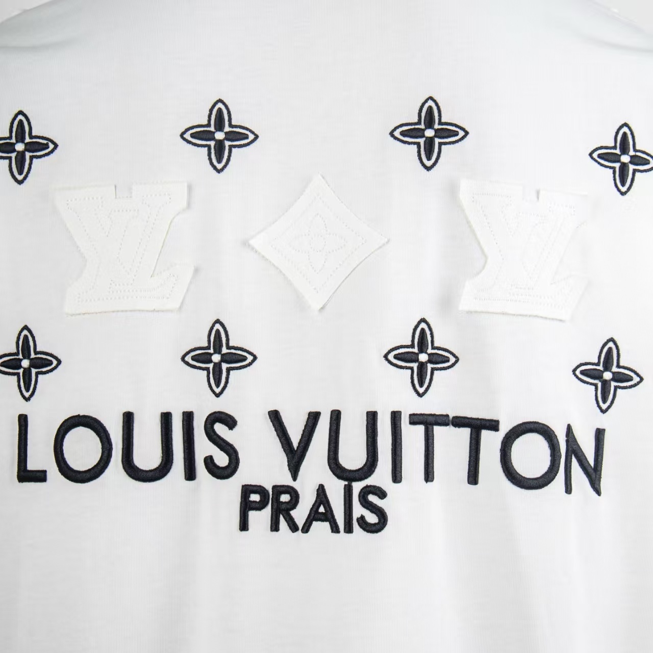     Louis Vuitton Embellished Signature T-Shirt White 6019