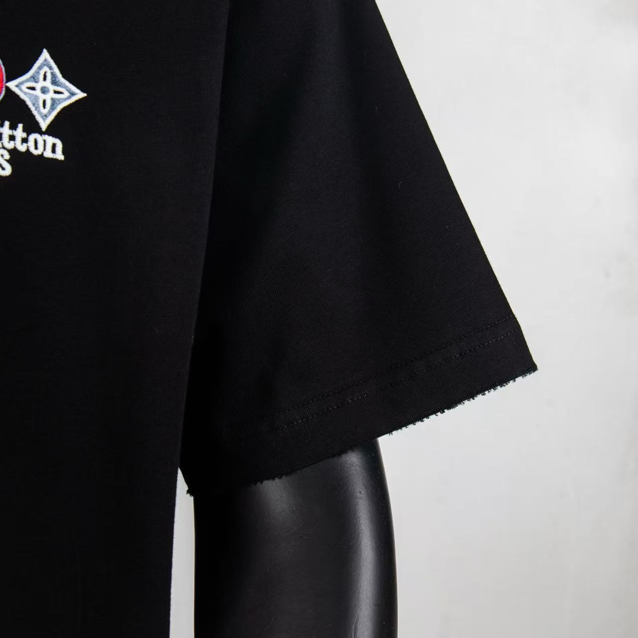     Louis Vuitton Embossed T-Shirt Black 6014