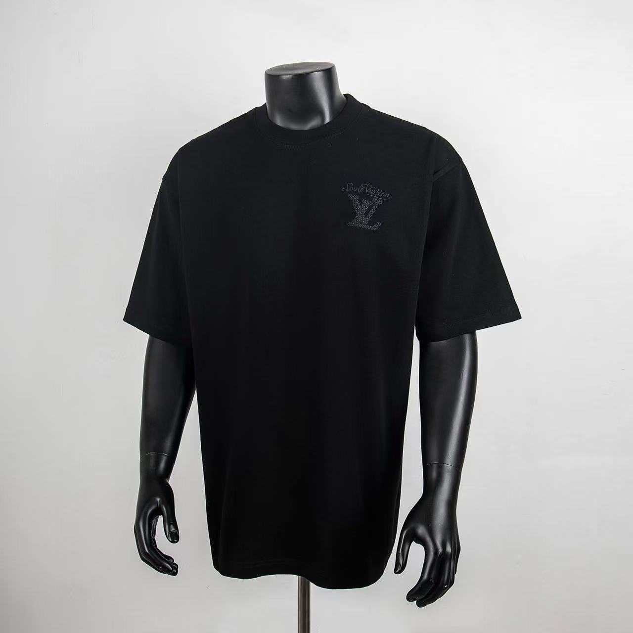     Louis Vuitton Embossed T-Shirt Black 6016