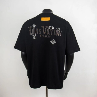 Top Quality     Louis Vuitton Embossed T-Shirt Black 6017 02