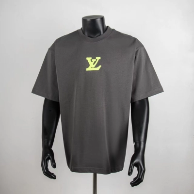 Top Quality     Louis Vuitton Embossed T-Shirt Black 6021 01