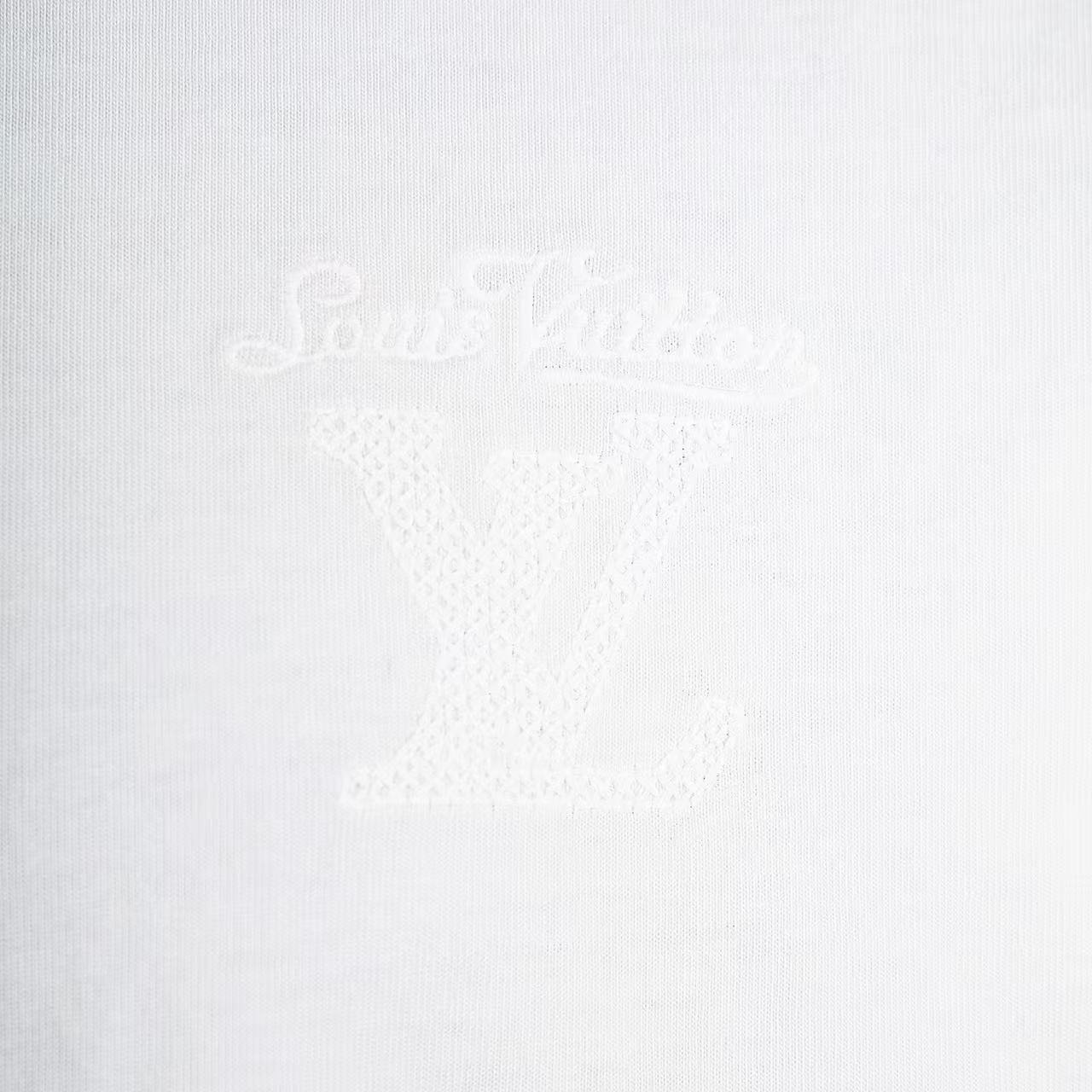     Louis Vuitton Embossed T-Shirt White 6016