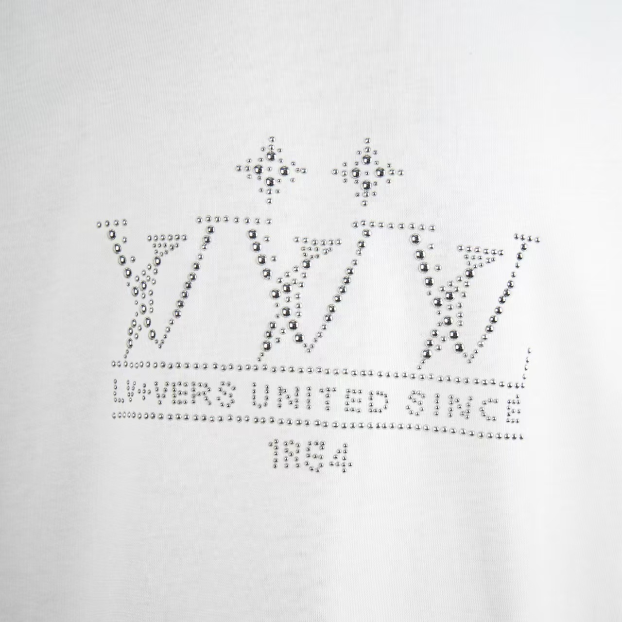     Louis Vuitton Embossed T-Shirt White 6023