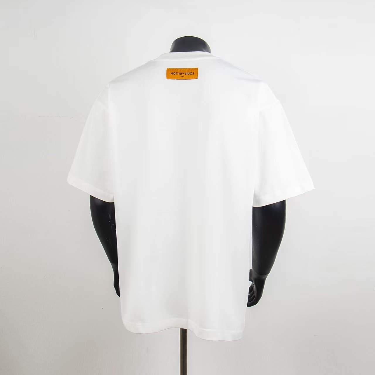     Louis Vuitton Embossed T-Shirt White 6023