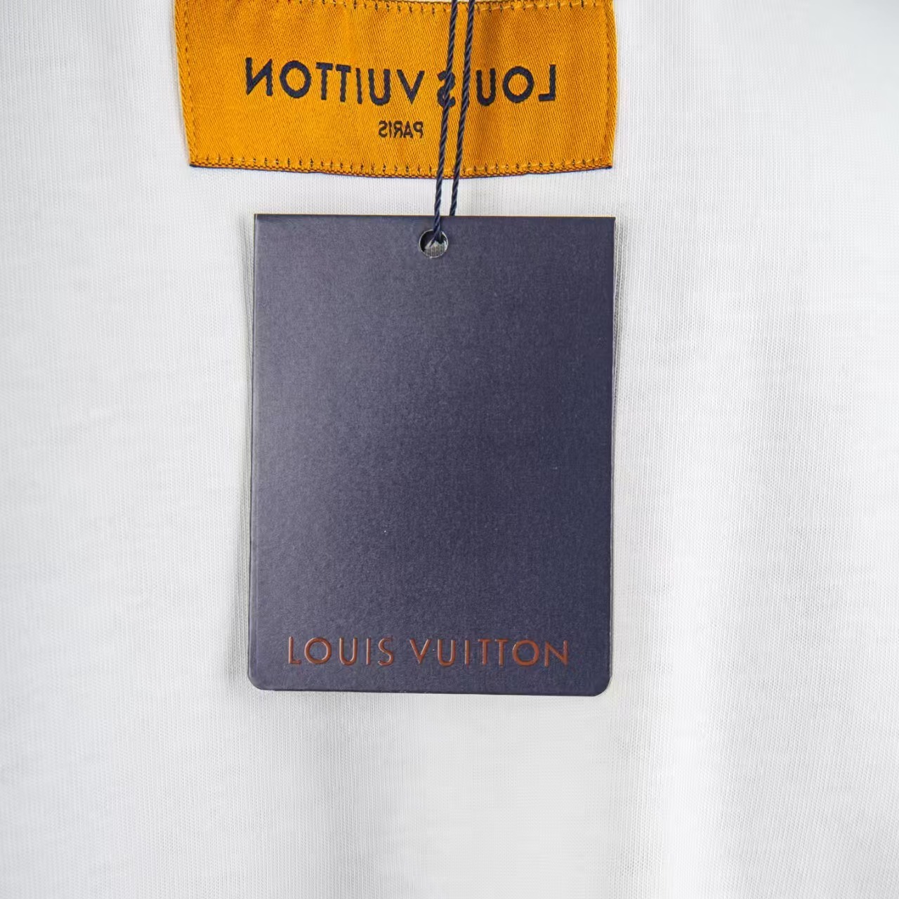     Louis Vuitton Embossed T-Shirt White 6023