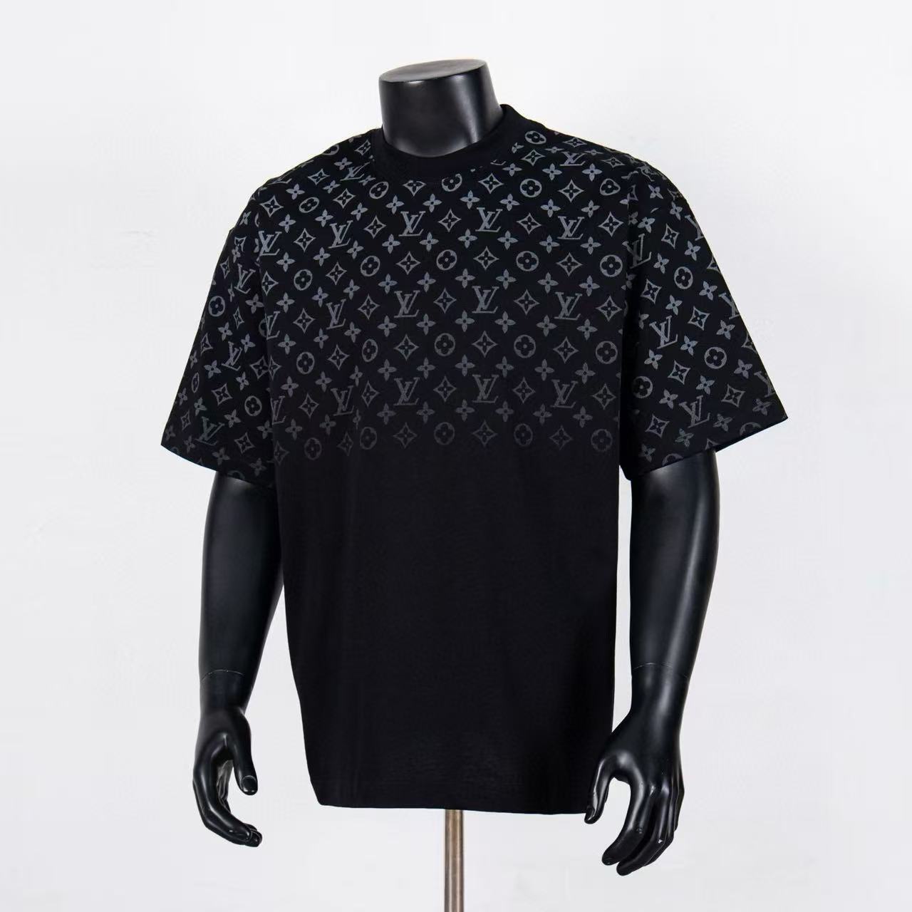     Louis Vuitton Gradient Cotton T-shirt Black 6028