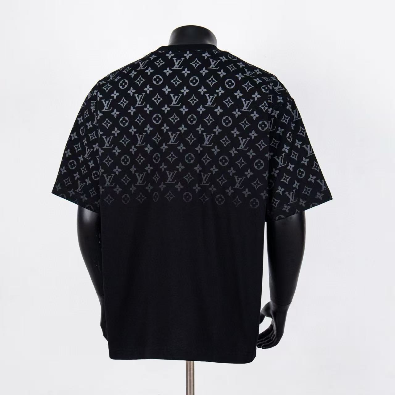     Louis Vuitton Gradient Cotton T-shirt Black 6028