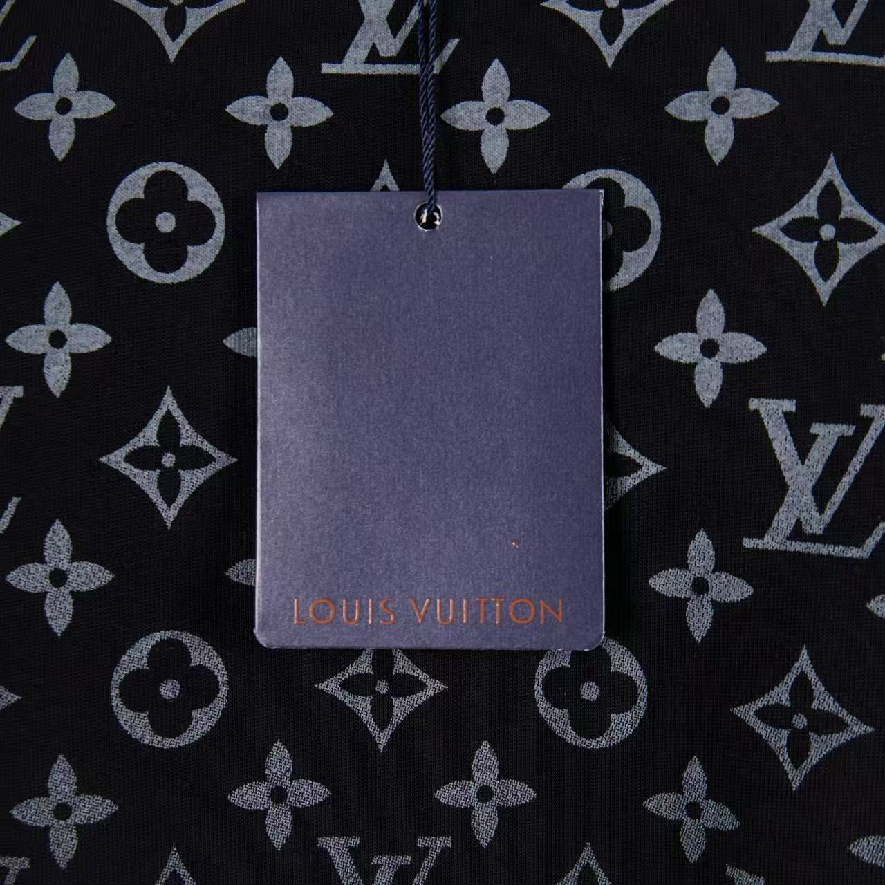     Louis Vuitton Gradient Cotton T-shirt Black 6028
